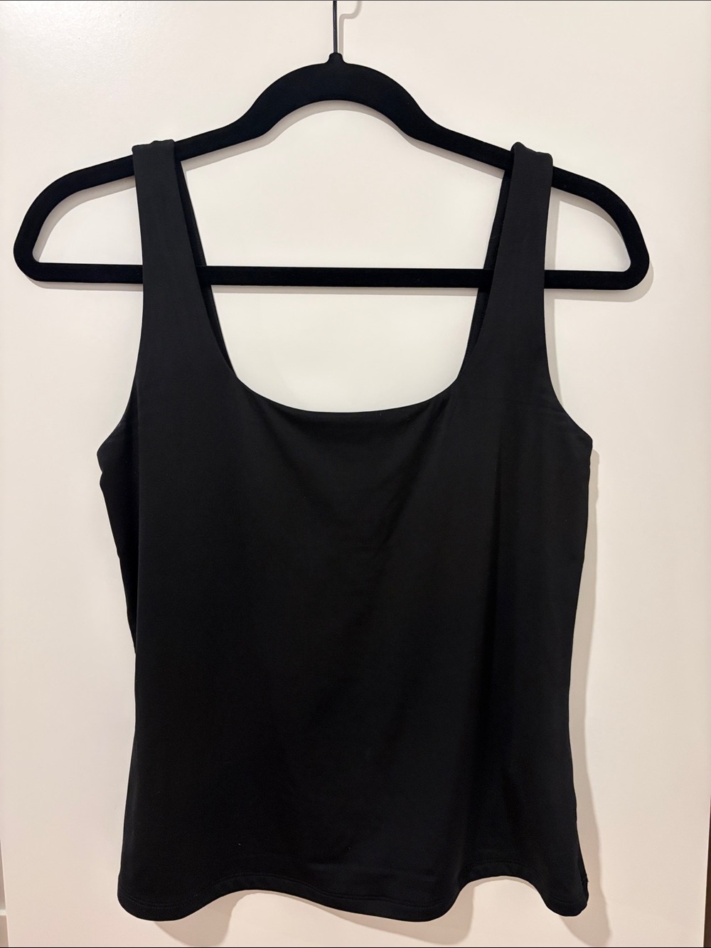 Express Body Contour Compression Square Neck Tank - Picture 3 of 6